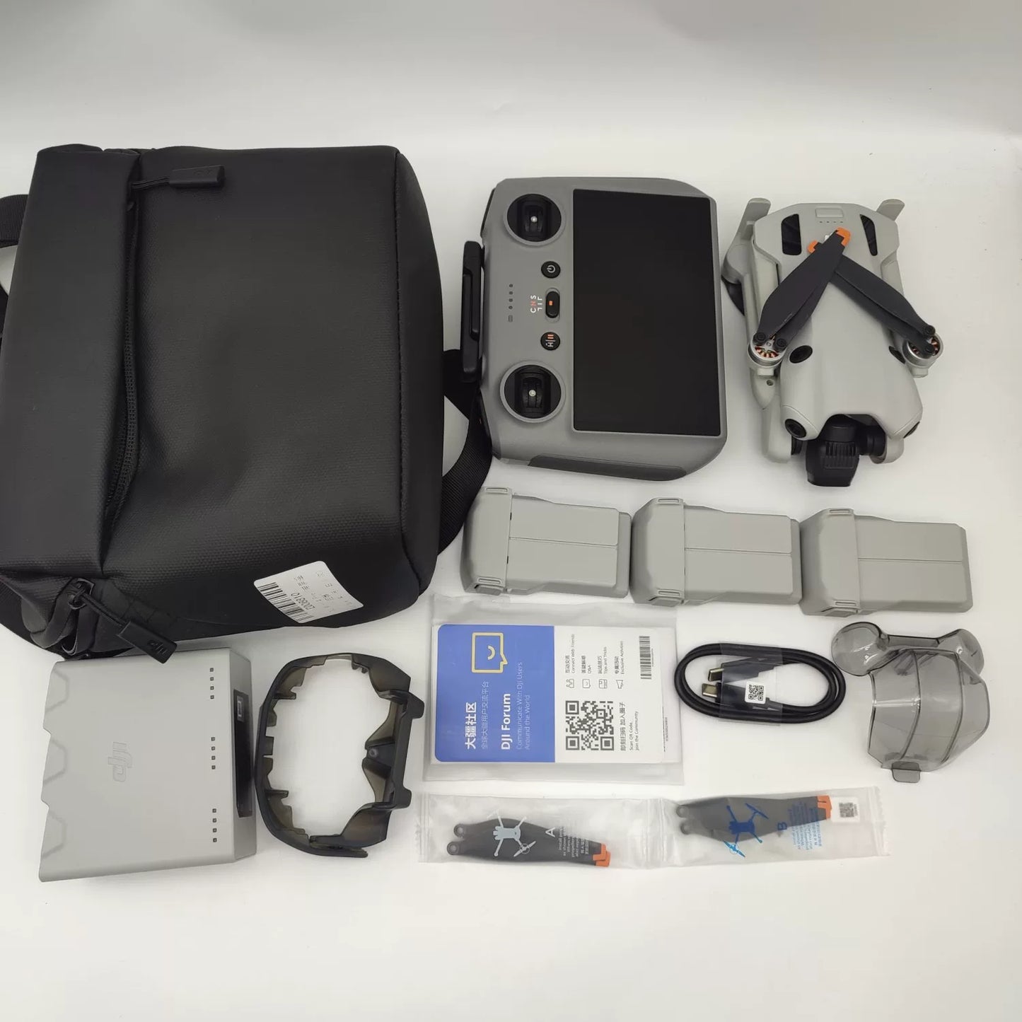 99% New (Mint) DJI Mini 4 Pro with Screen, Extended Battery with DJI Care Refresh