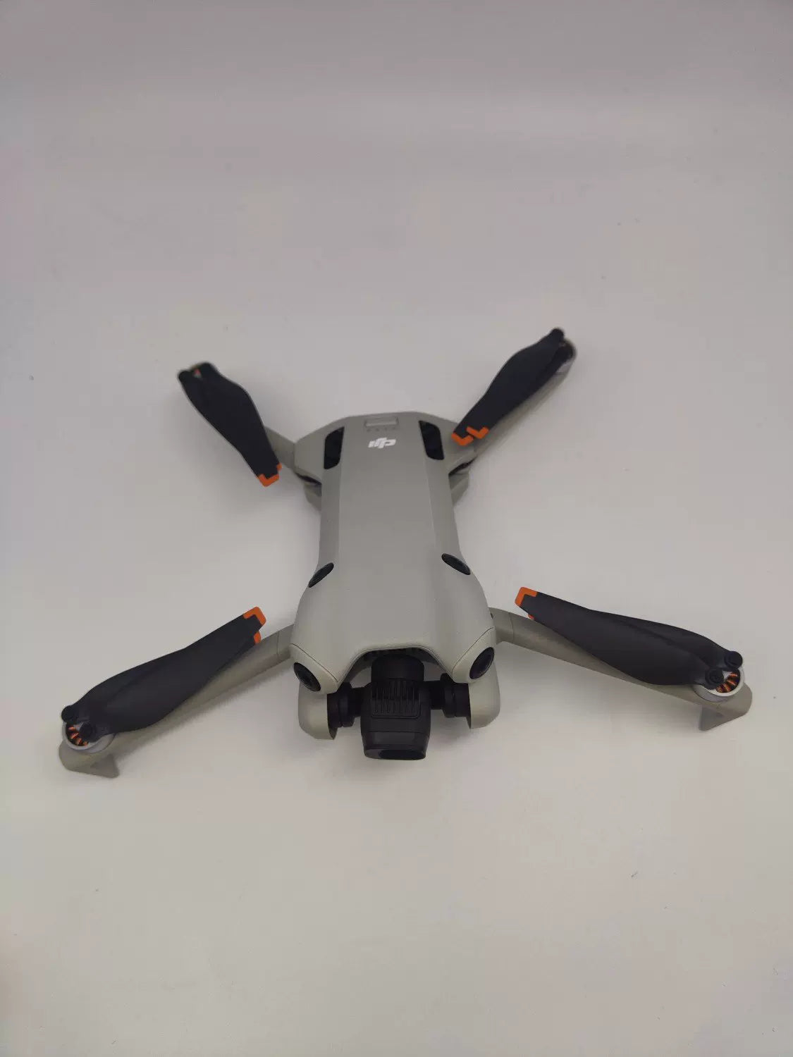 99% New (Mint) DJI Mini4pro Fly More Combo