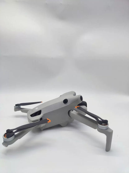99% New (Mint) DJI mini4pro with Screen, Extended Battery Fly More Combo
