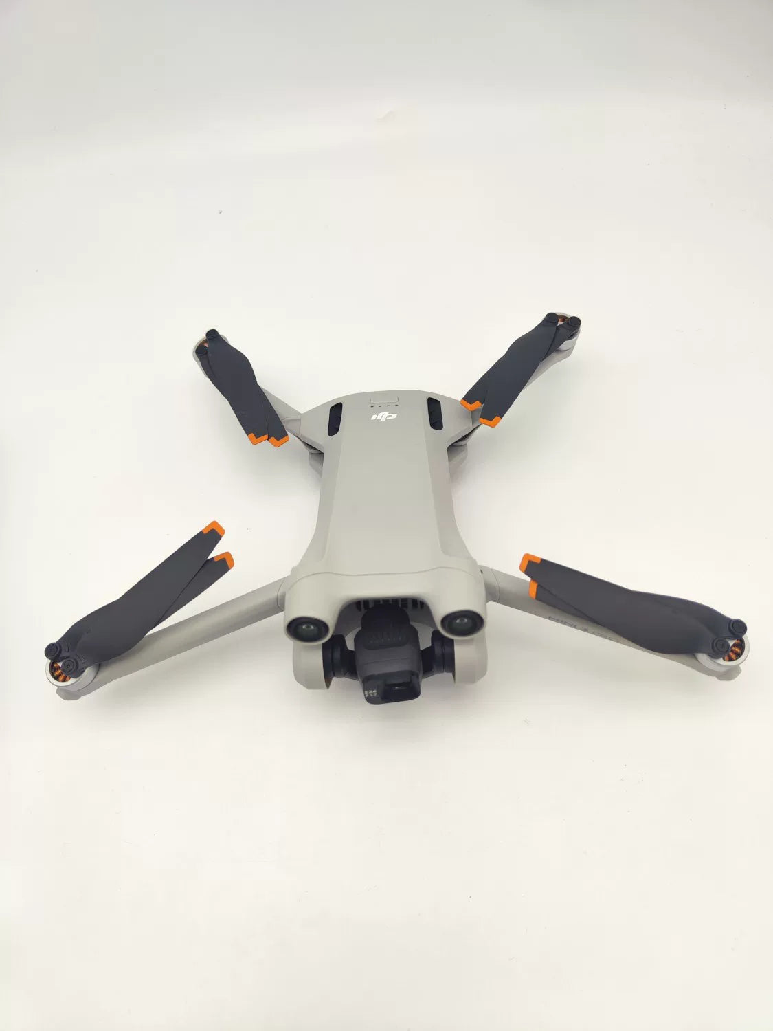 99% New (Mint) DJI mini3pro with Screen, Extended Battery Fly More Combo