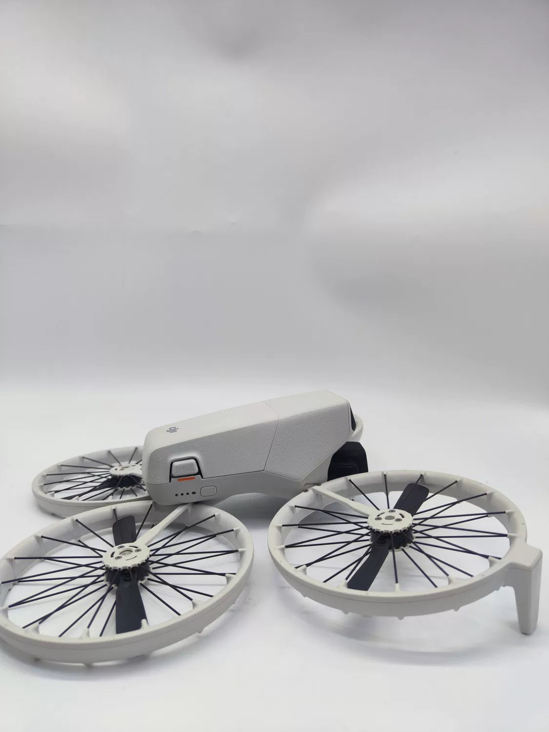95% New (Like New) DJI flip with Screen Standard Combo