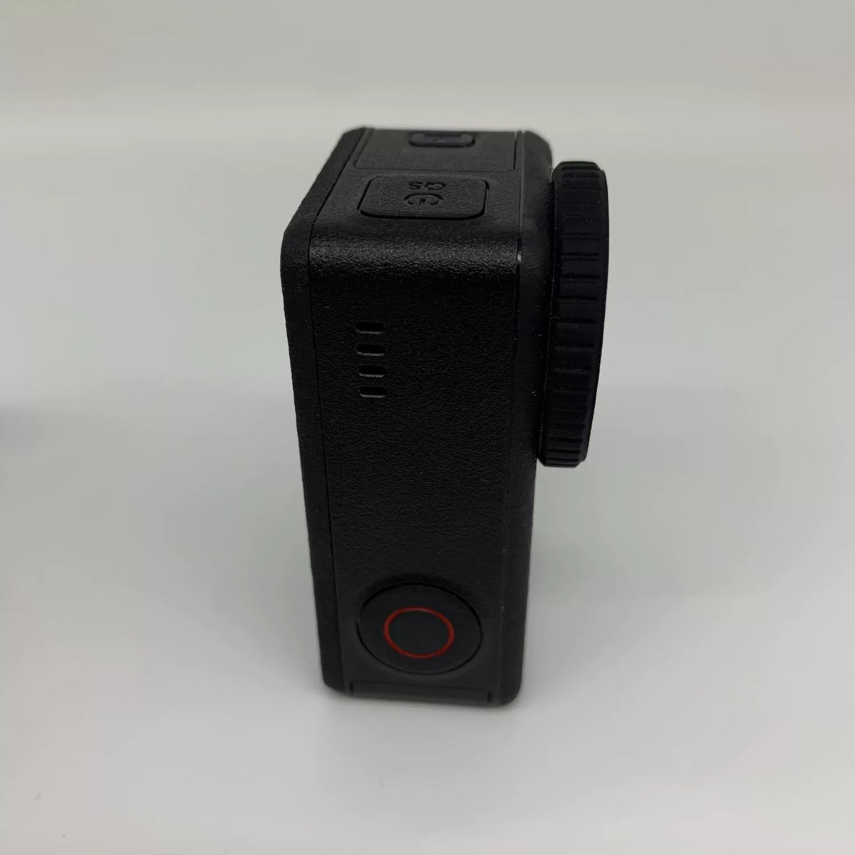 99% New (Mint) DJI action 5pro All-in-1 Combo with DJI Care Refresh