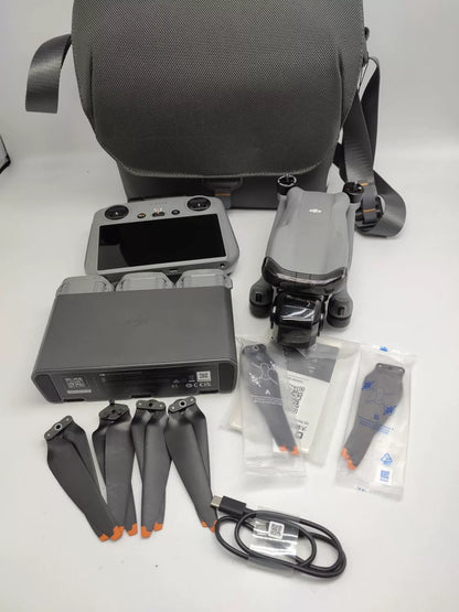 DJI Air 3 with Screen Fly More Combo