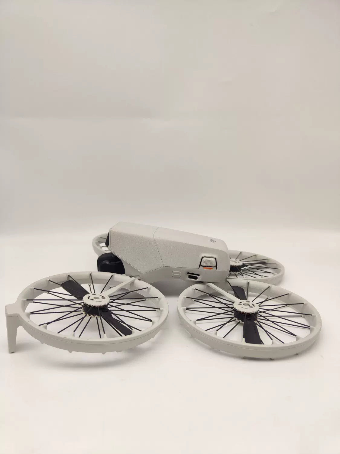 95% New (Like New) DJI flip with Screen Standard Combo with DJI Care Refresh