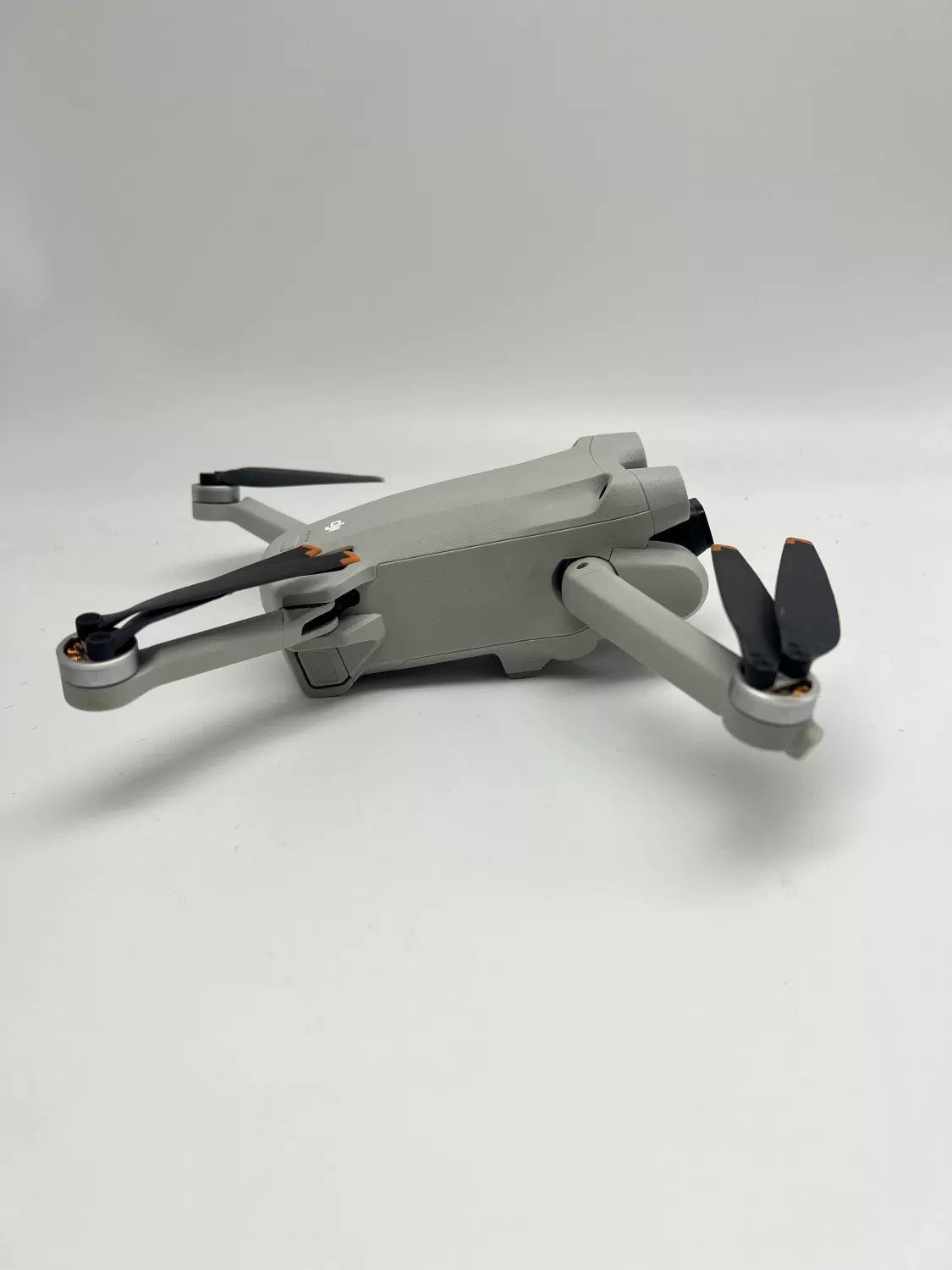 DJI Mini 3 pro with Screen, Extended Battery Fly More Combo