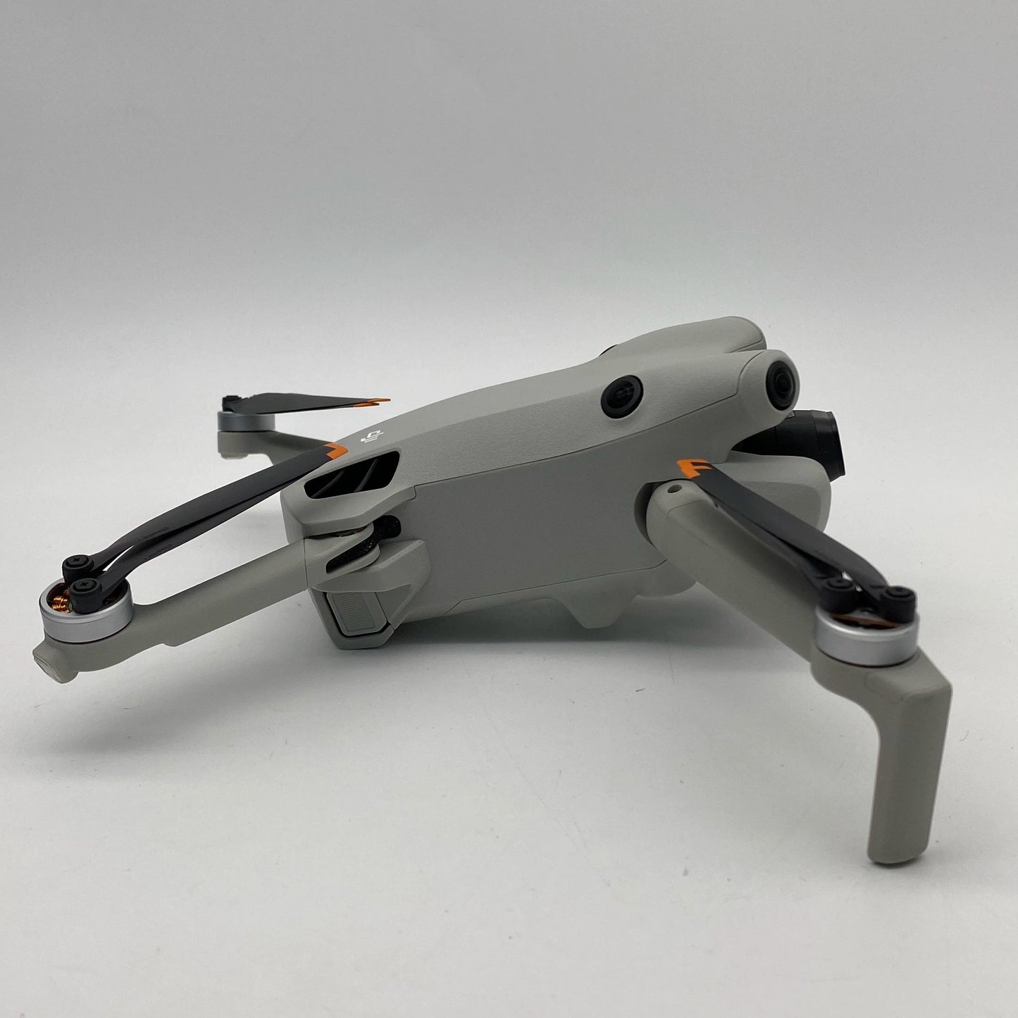 DJI Mini 4 Pro with Screen Remote Controller - Excellent (95% New)