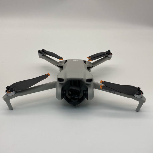 DJI Mini 3 with Screen Remote Dual Battery - Excellent (95% New)