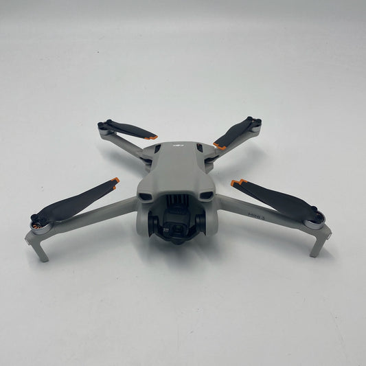 DJI Mini 3 with Screen Remote Fly More Combo - Excellent (95% New)