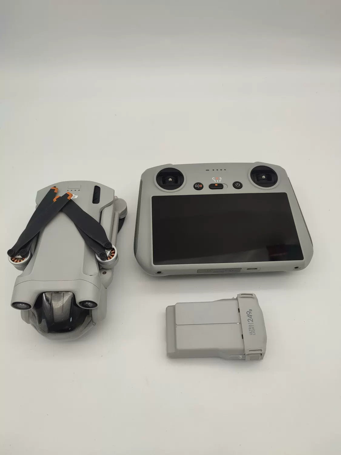 99% New (Mint) DJI Mini 3 Pro with Screen Standard Combo with DJI Care Refresh