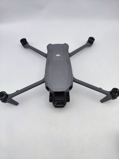 99% New (Mint) DJI air3s Fly More Combo