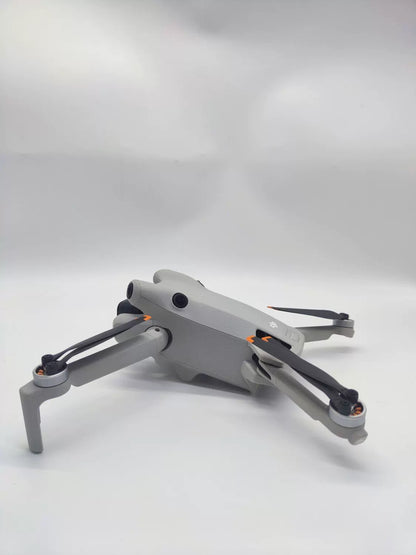 99% New (Mint) DJI mini4pro with Screen, Extended Battery Fly More Combo