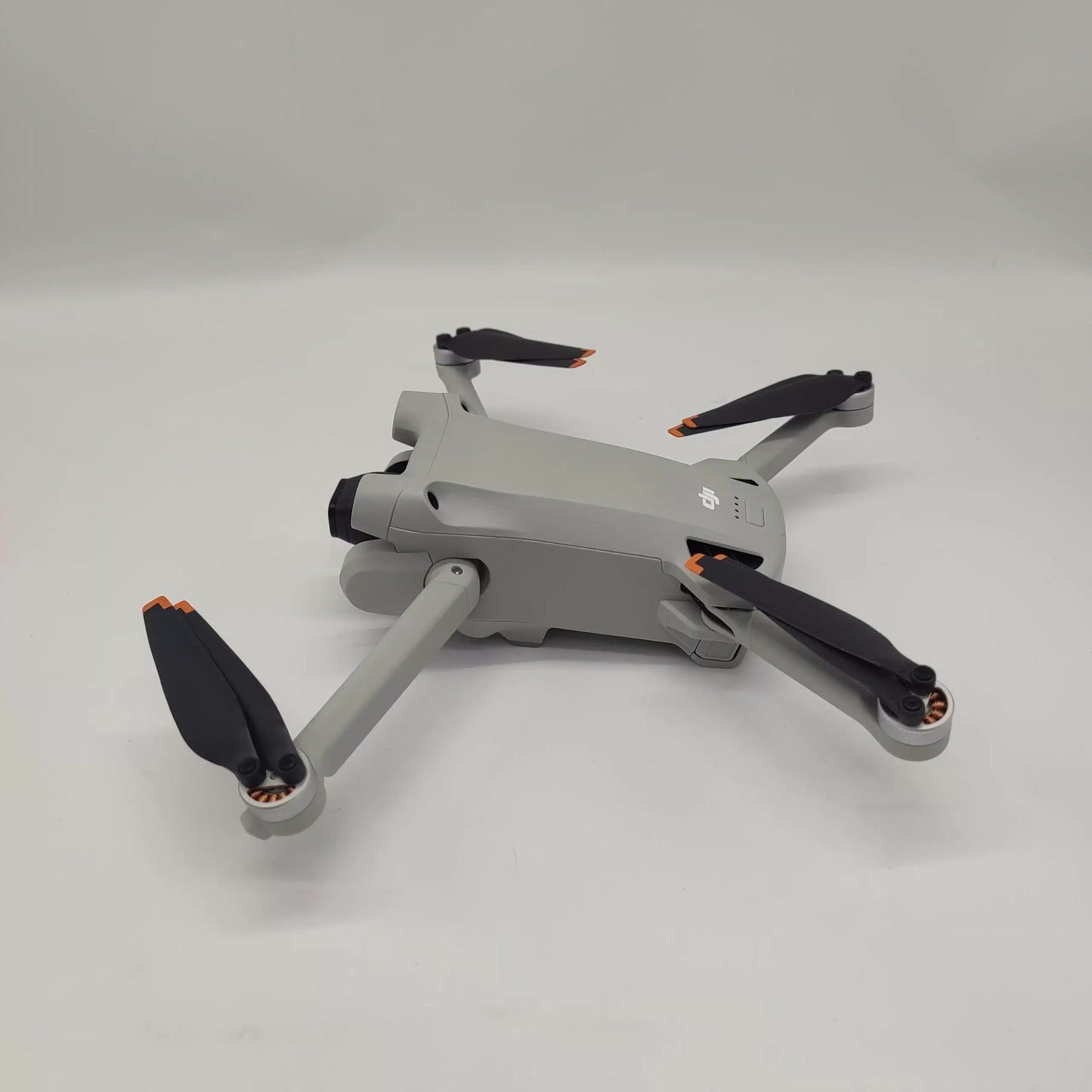 95% New (Like New) DJI Mini 3 Pro Dual Battery (1 Long + 1 Standard)