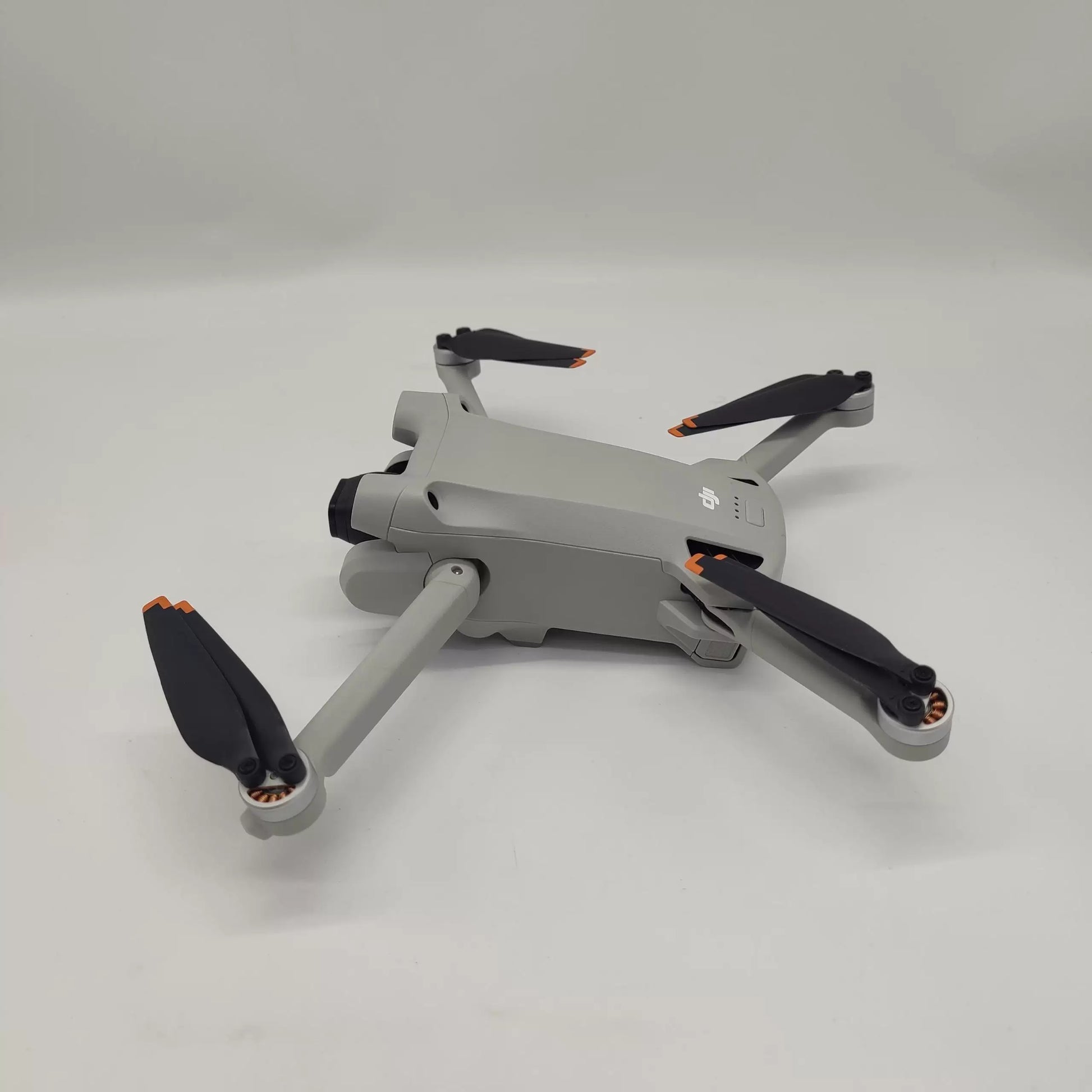 95% New (Like New) DJI Mini 3 Pro Dual Battery (1 Long + 1 Standard)