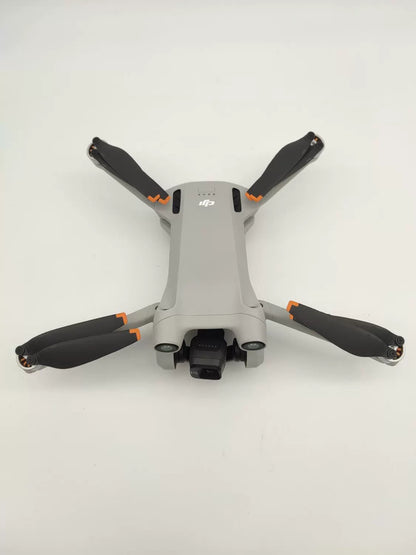 DJI Mini 3 pro with Screen Fly More Combo