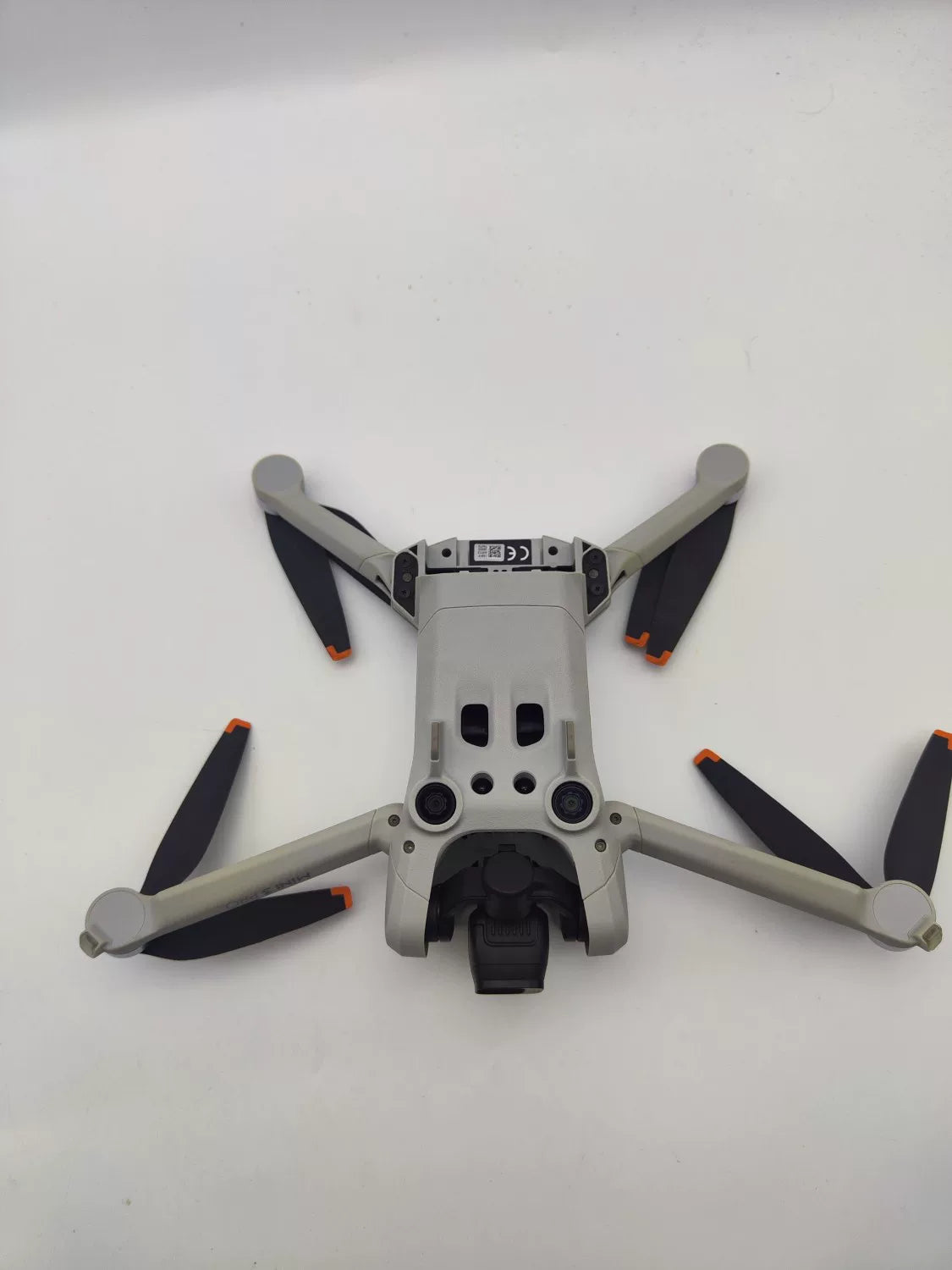 95% New (Like New) DJI mini3pro with Screen, Extended Battery Fly More Combo