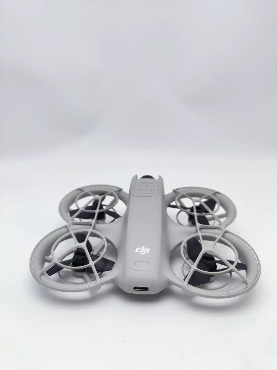 99% New (Mint) DJI neo Fly More Combo with DJI Care Refresh