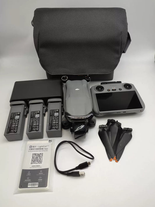DJI Air 3 Fly More Combo with Screen