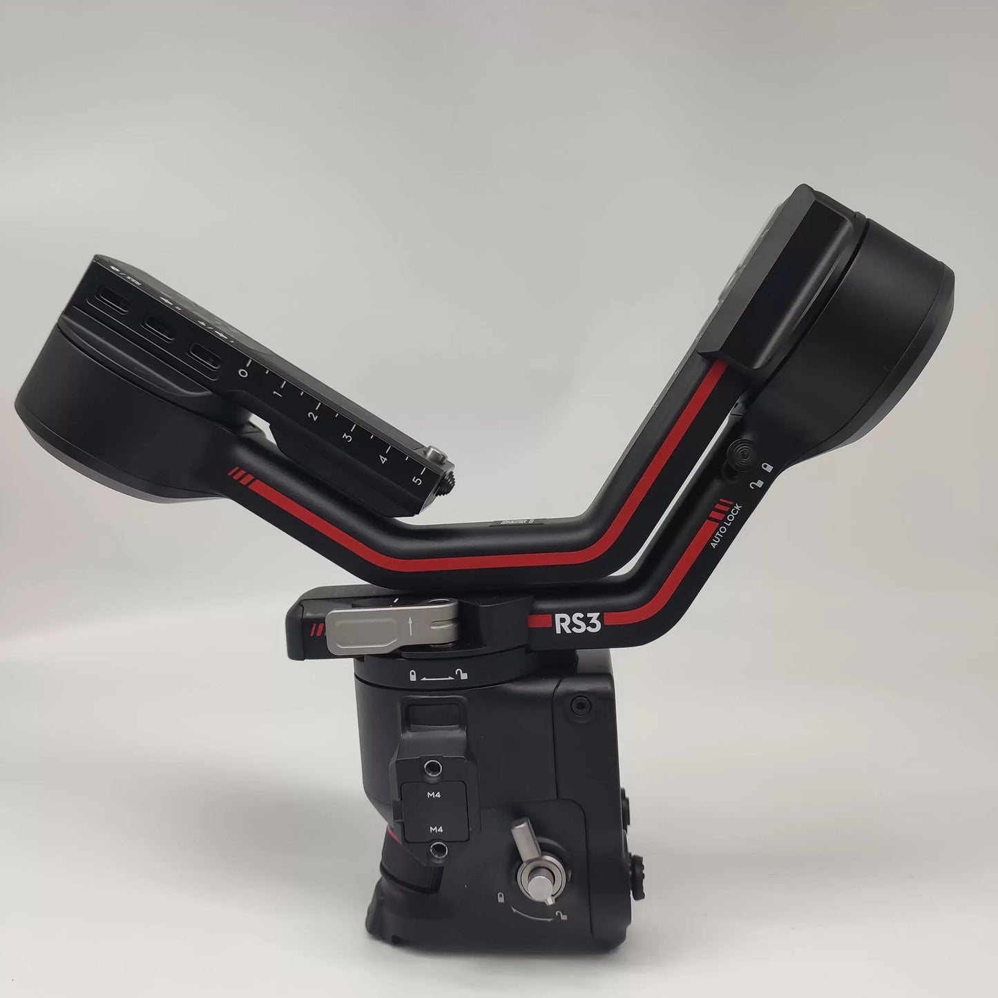 95% New (Like New) DJI Ronin RS 3 Standard Edition