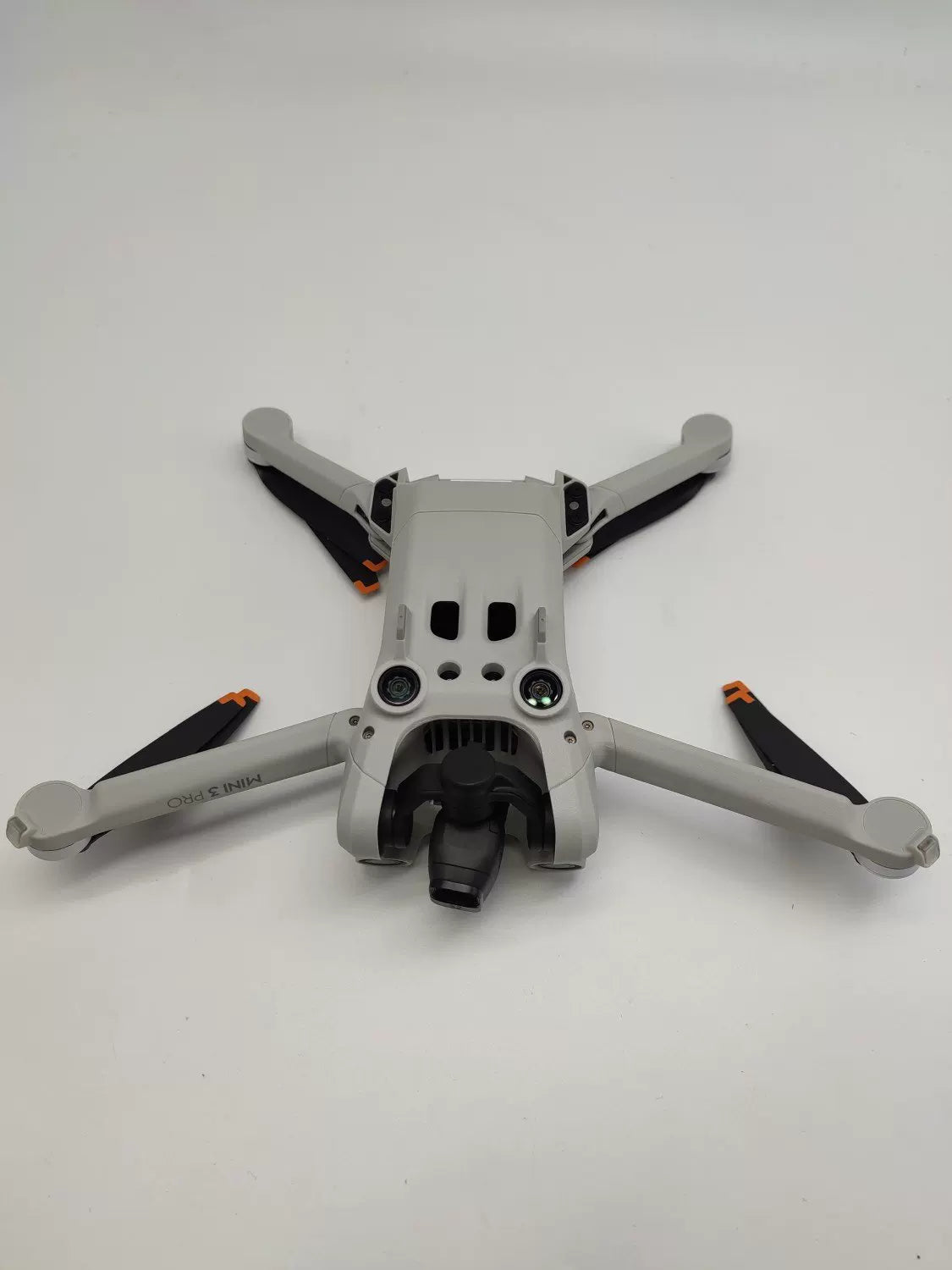 DJI Mini 3 pro with Screen Fly More Combo