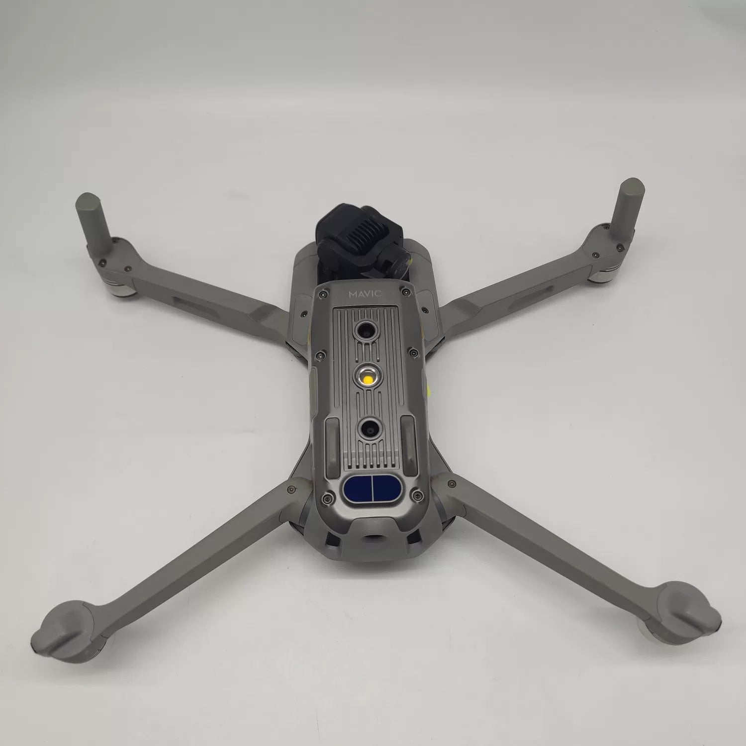 95% New (Like New) DJI Air 2 Fly More Combo Triple Battery
