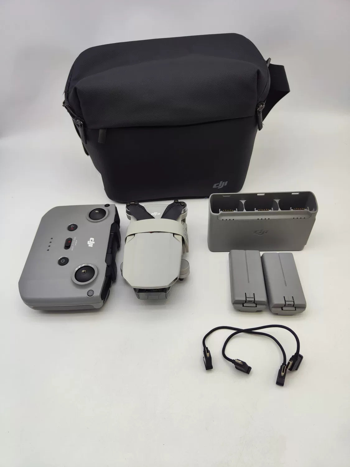 95% New (Like New) DJI mini2 Fly More Combo
