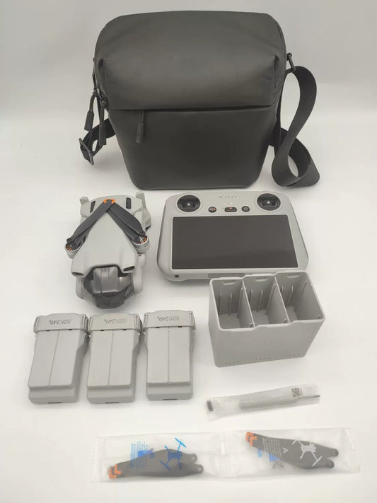 99% New (Mint) DJI Mini3 with Screen Fly More Combo with DJI Care Refresh