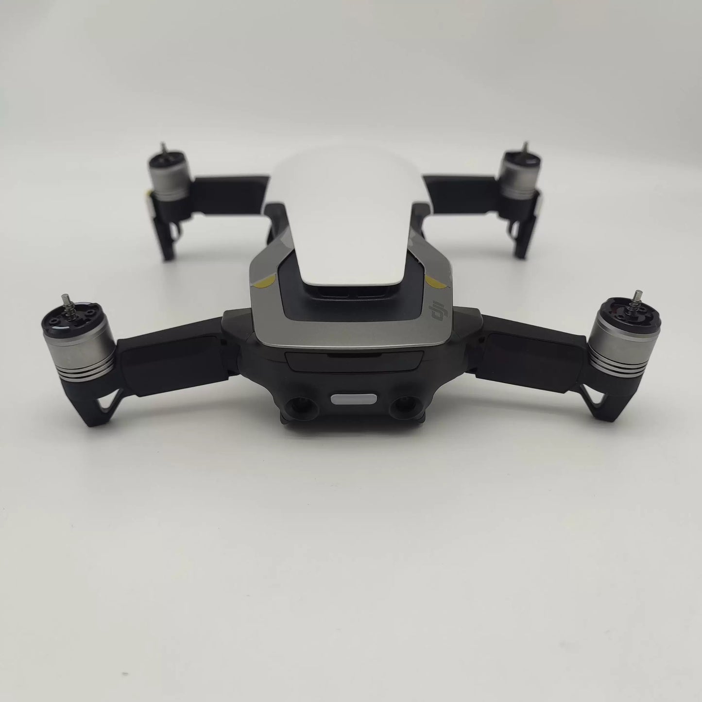 99% New (Mint) DJI AIR Standard Combo