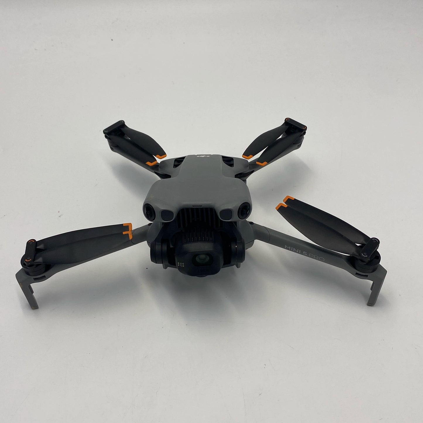 DJI Mini 5 Pro Fly More Combo (DJI RC 2) - Like New (99%)