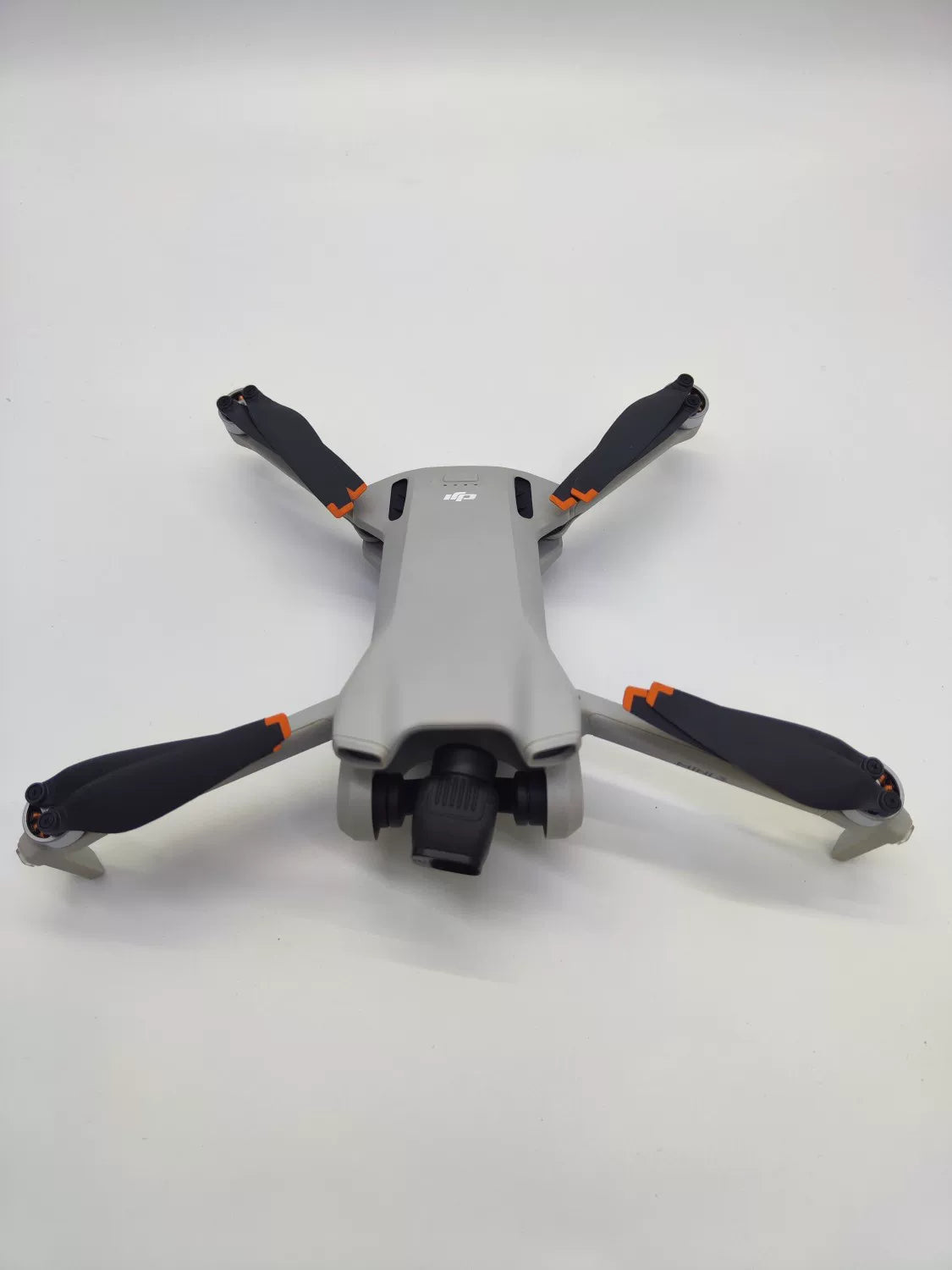 95% New (Like New) DJI mini3 Fly More Combo
