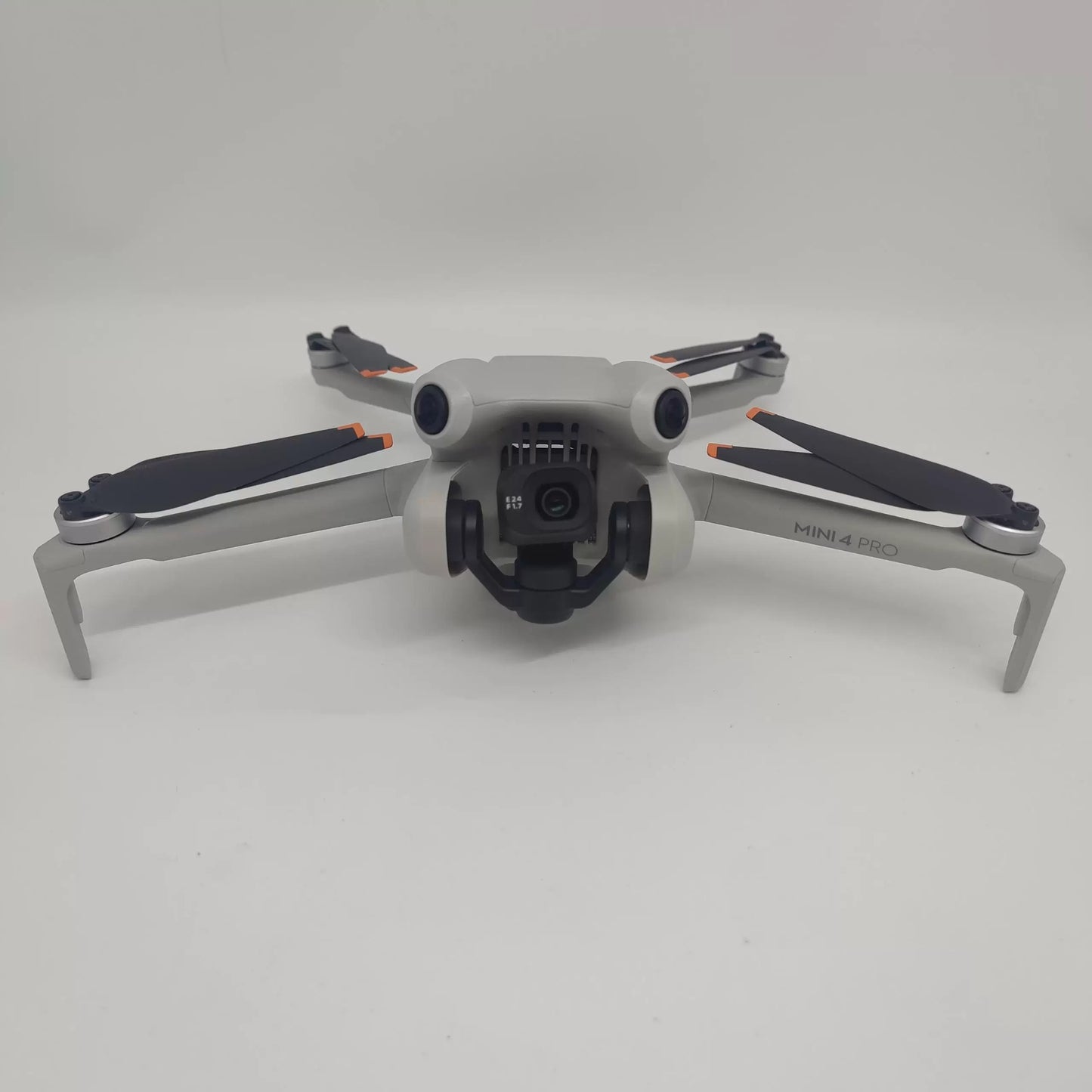 95% New (Like New) DJI Mini 4 Pro with Screen Fly More Combo