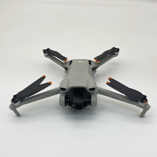 DJI Mini 3 with Screen Remote Fly More Combo - Excellent (95% New)