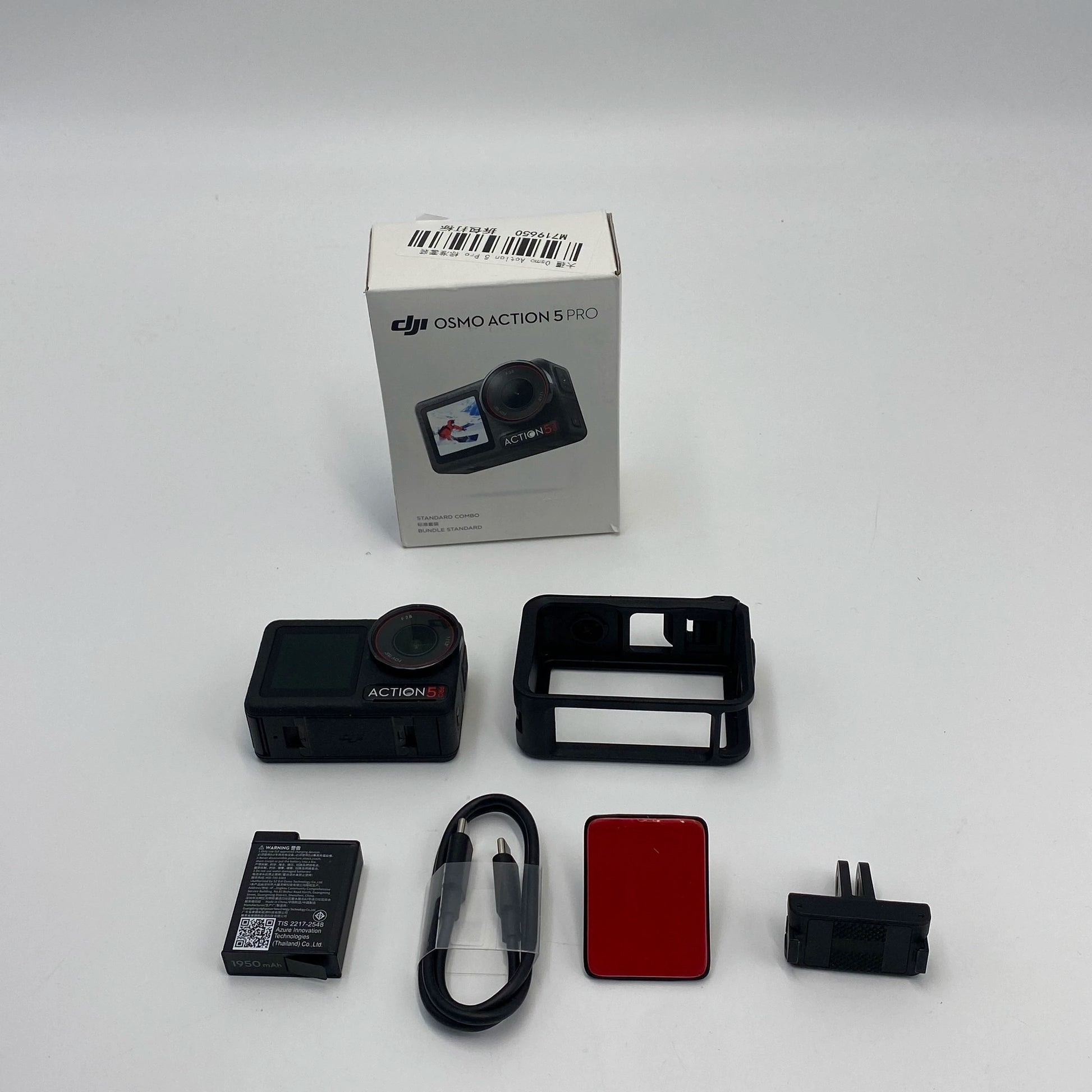DJI Osmo Action 5 Pro Standard Kit - Excellent (95% New)