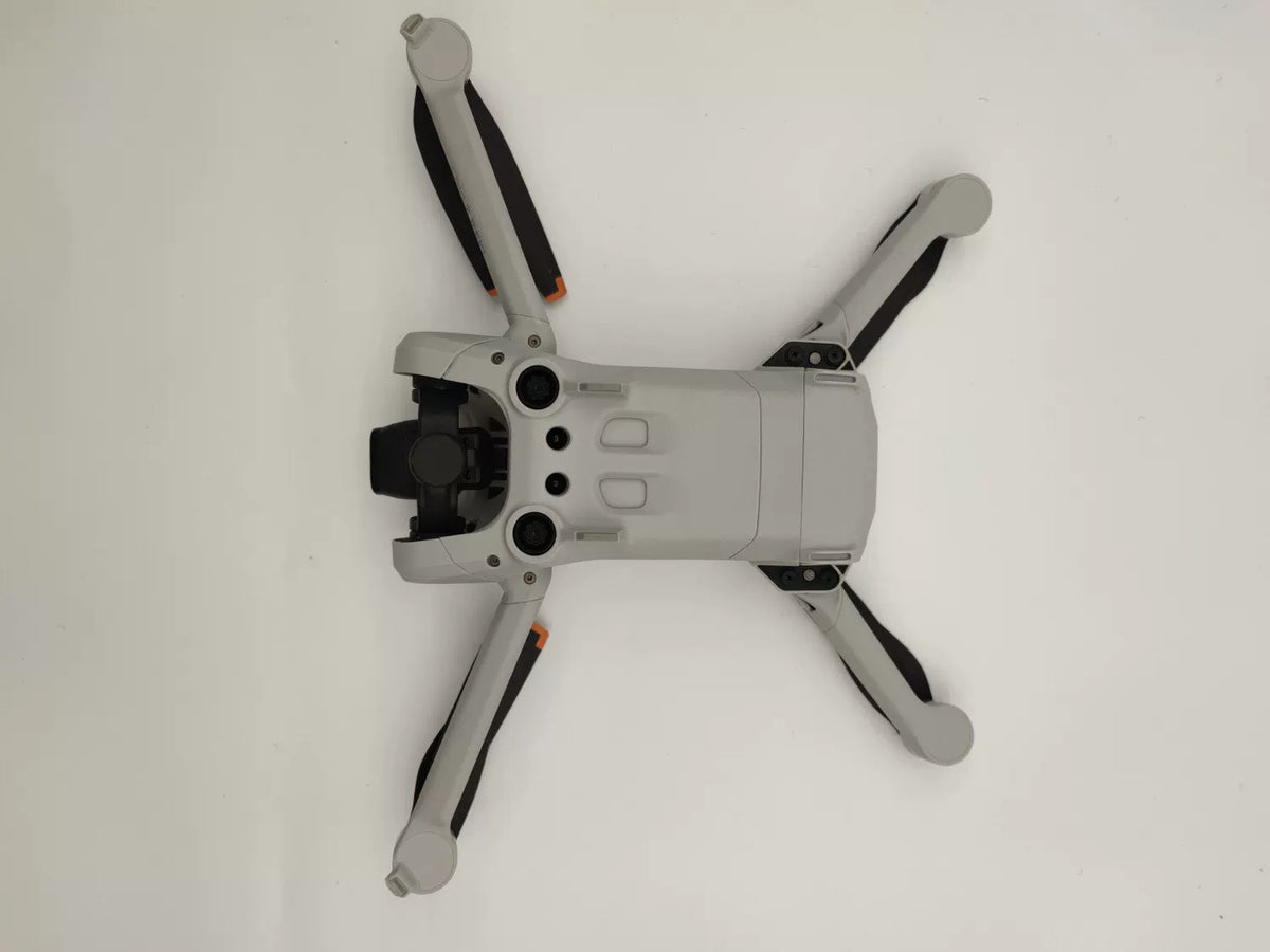 DJI Mini 3 Pro with Screen, Extended Battery Combo