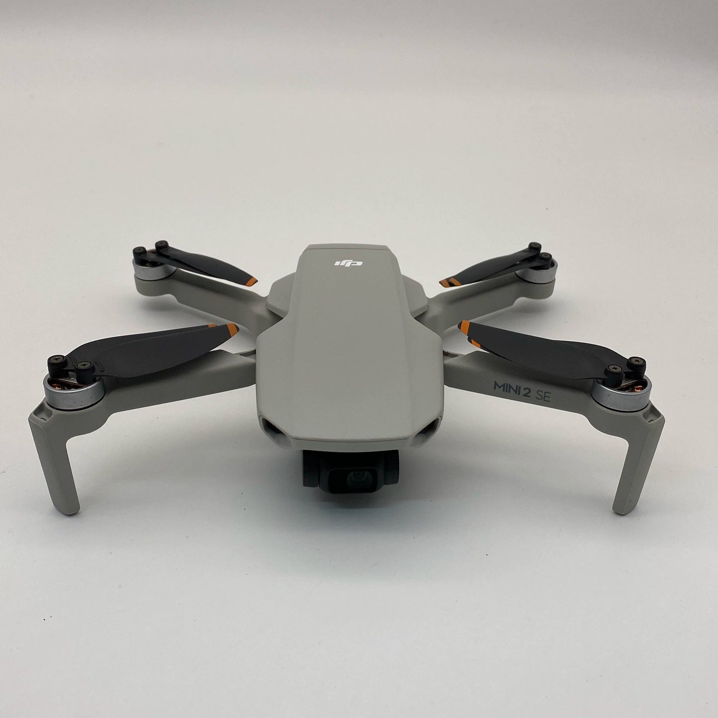 DJI Mini 2 SE Combo Kit - Excellent (95% New)