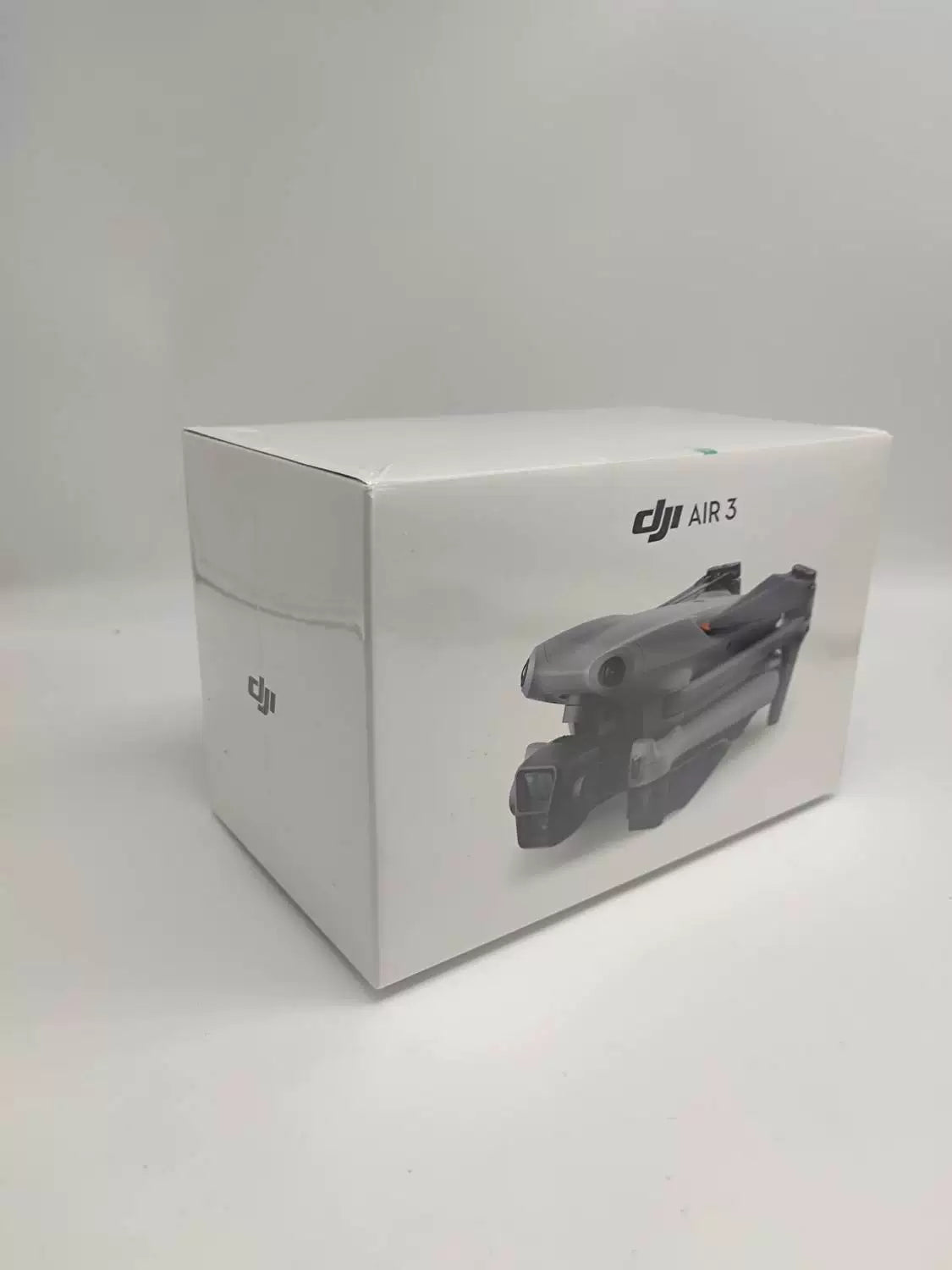 Brand New DJI Air 3 with Screen Fly More 2-Year DJI Care Refresh