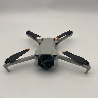 DJI Mini 3 Standard Kit Dual Battery - Excellent (95% New)