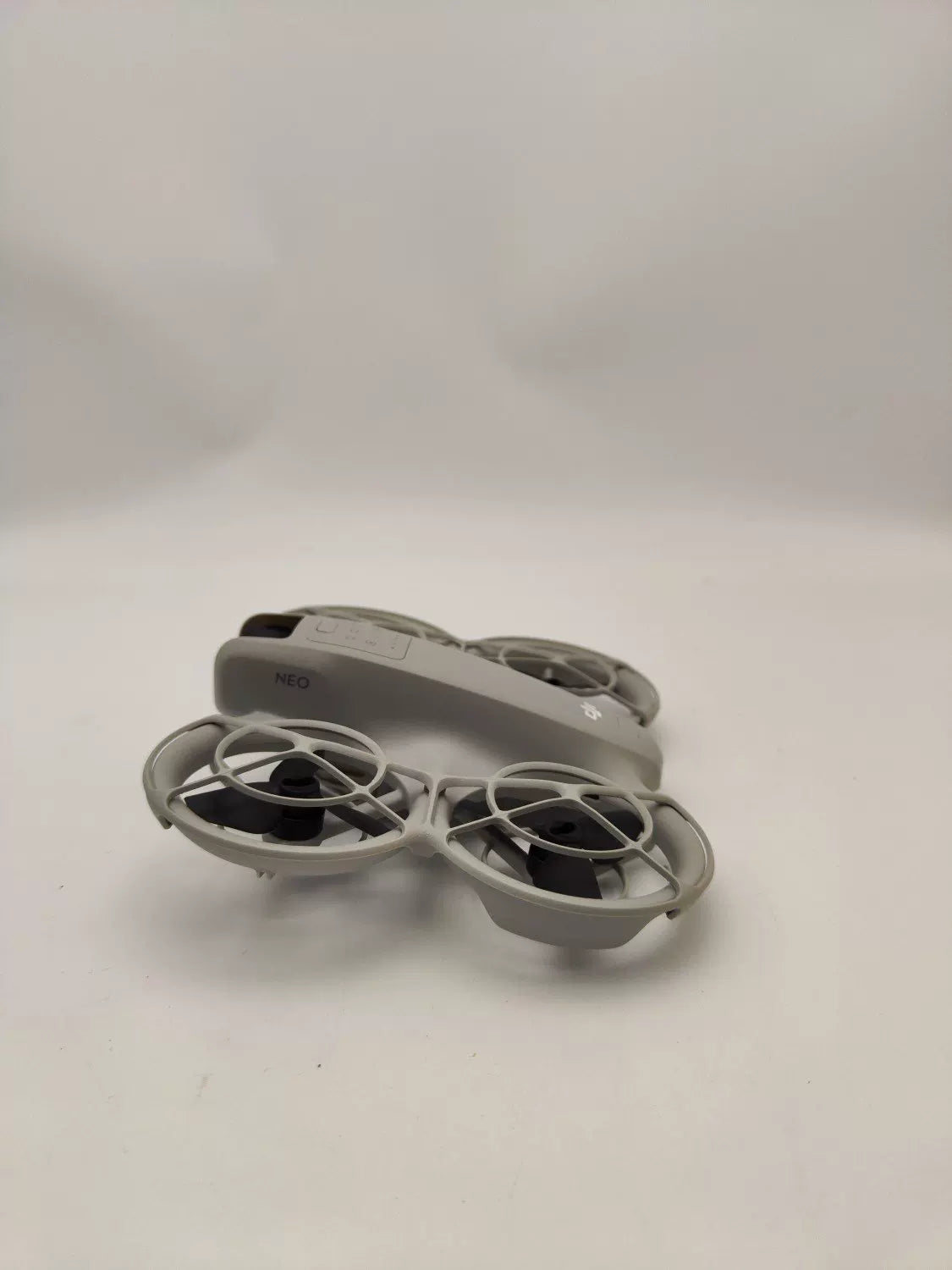 99% New (Mint) DJI neo Fly More Combo with DJI Care Refresh