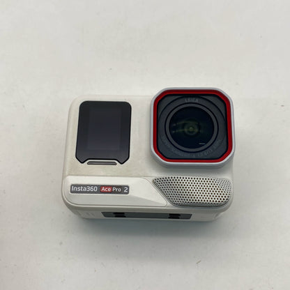 Insta360 Ace Pro 2 Glacier White Street Photography Kit - ممتاز (جديد 95%)