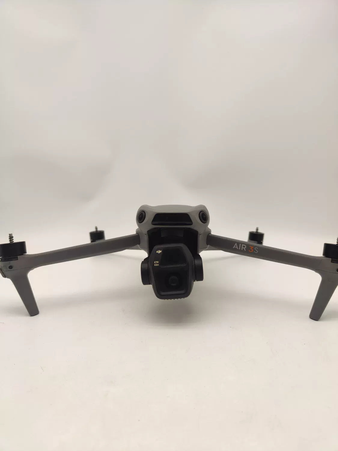 95% New (Like New) DJI air3s with Screen Fly More Combo with 2-Year DJI Care Refresh