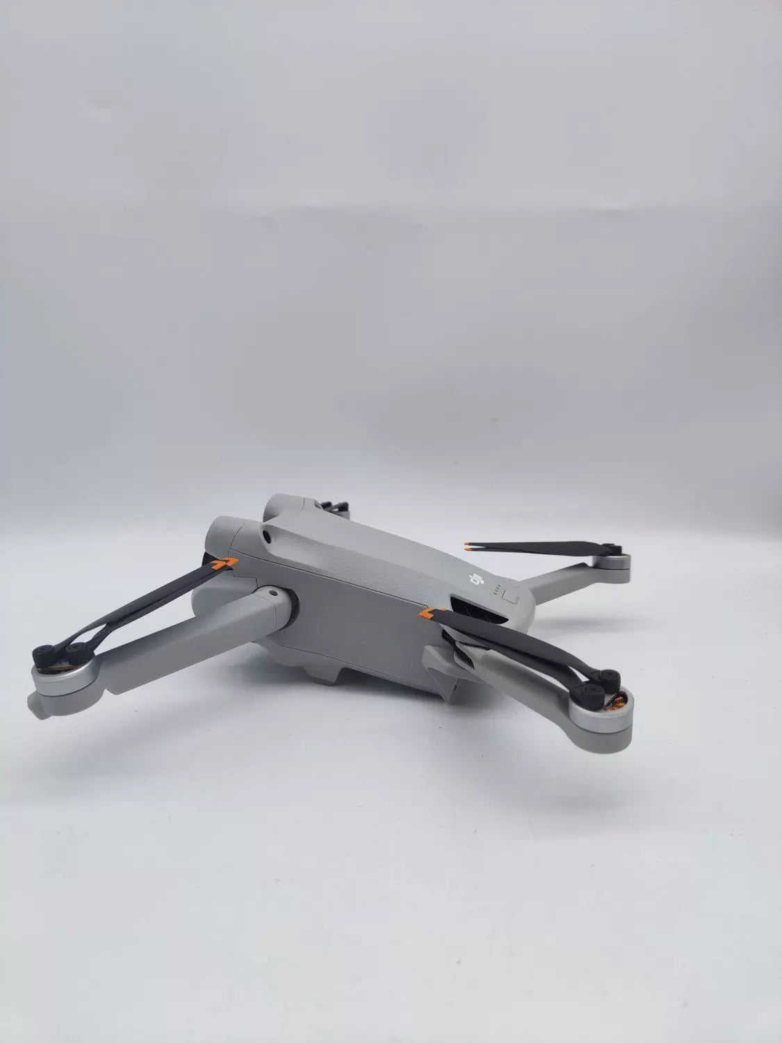 DJI Mini3pro with Screen Fly More Combo with DJI Care Refresh