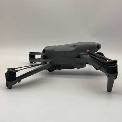 DJI Air 3S Fly More Combo مع جهاز تحكم عن بعد قياسي وCare Refresh - ممتاز (جديد بنسبة 95%)