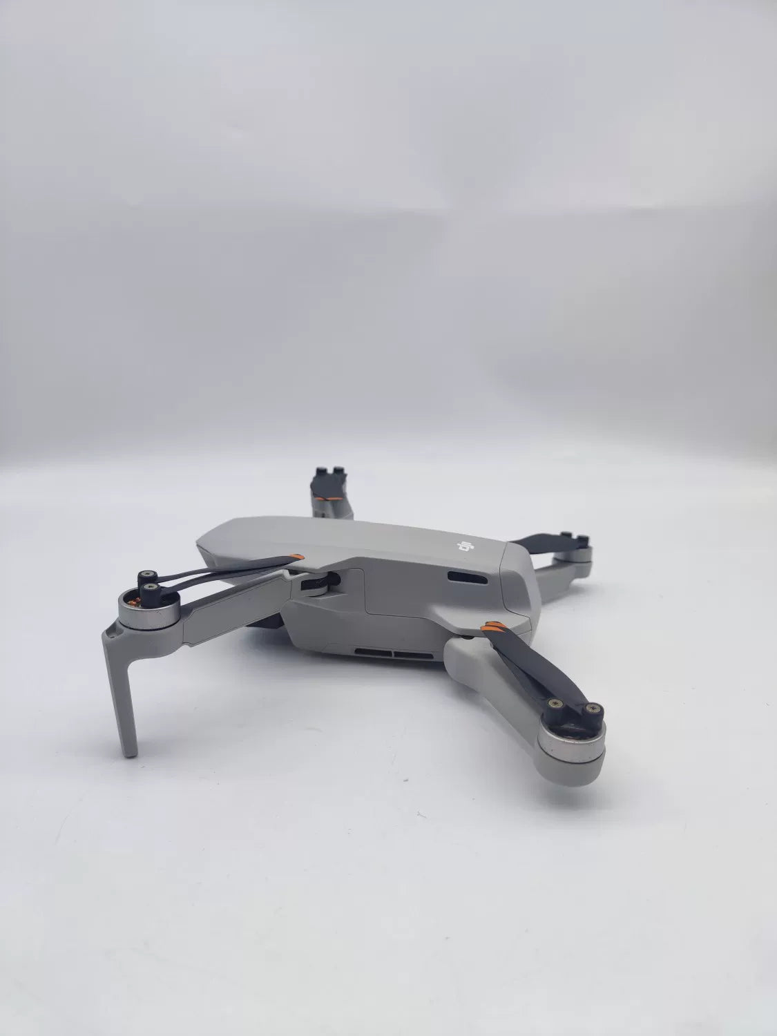 95% New (Like New) DJI Mini2 Fly More Combo
