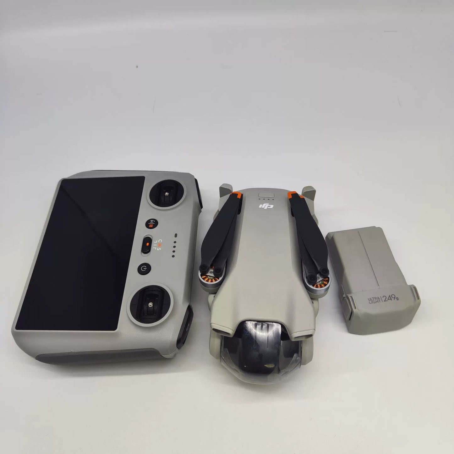95% New (Like New) DJI mini3 with Screen Standard Combo