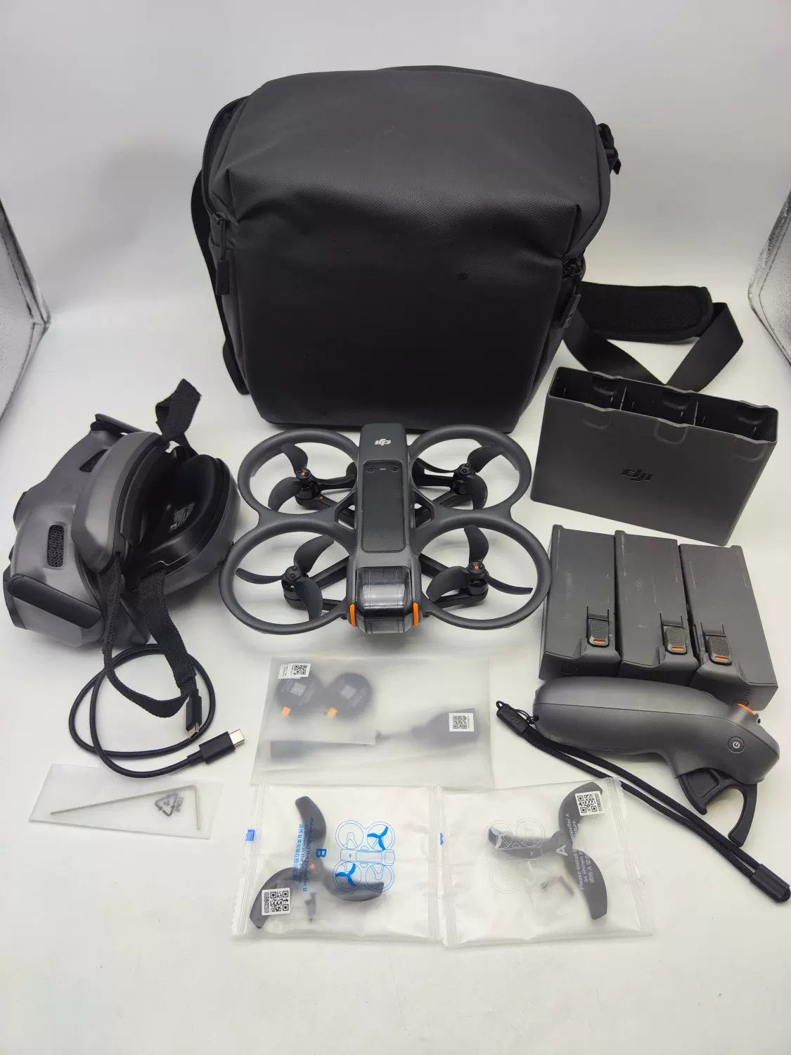 99% New (Mint) DJI avata2 Fly More Combo with 2-Year DJI Care Refresh
