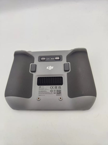 95% New (Like New) DJI Mini3pro with Screen Fly More Combo