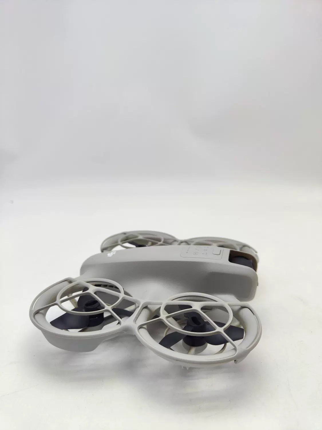 95% New (Like New) DJI neo Fly More Combo with DJI Care Refresh