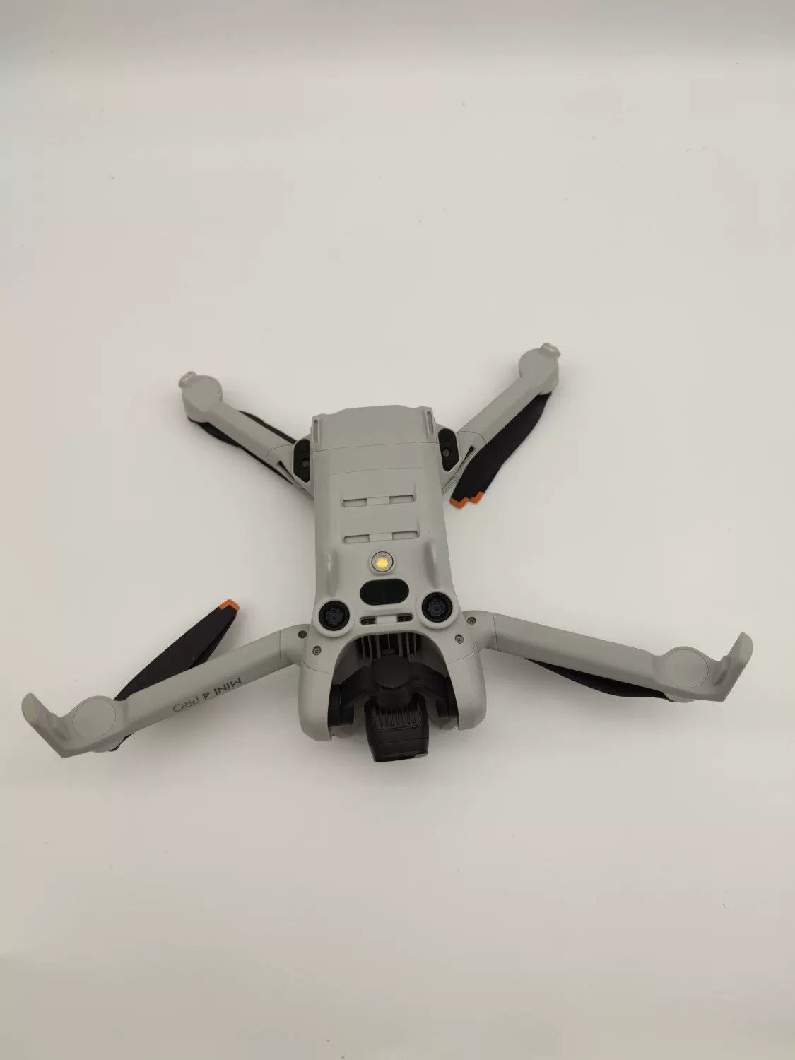 99% New (Mint) DJI Mini 4 Pro with Screen, Extended Battery Fly More Combo