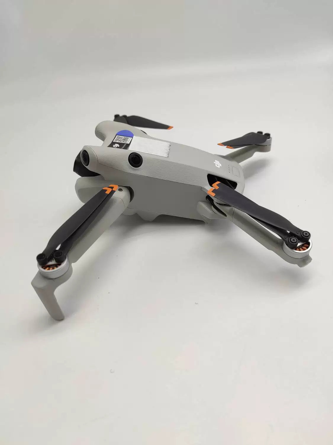 99% New (Mint) DJI Mini 4 Pro with Screen Fly More Combo with DJI Care Refresh