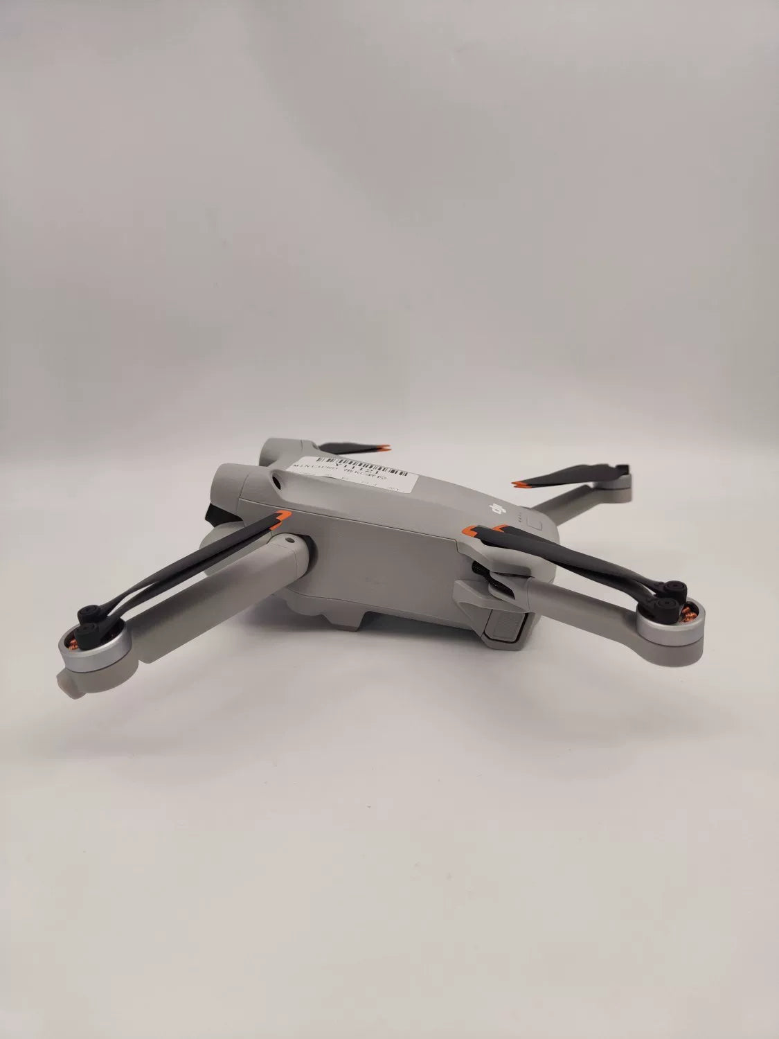 99% New (Mint) DJI mini3pro with Screen Standard Combo