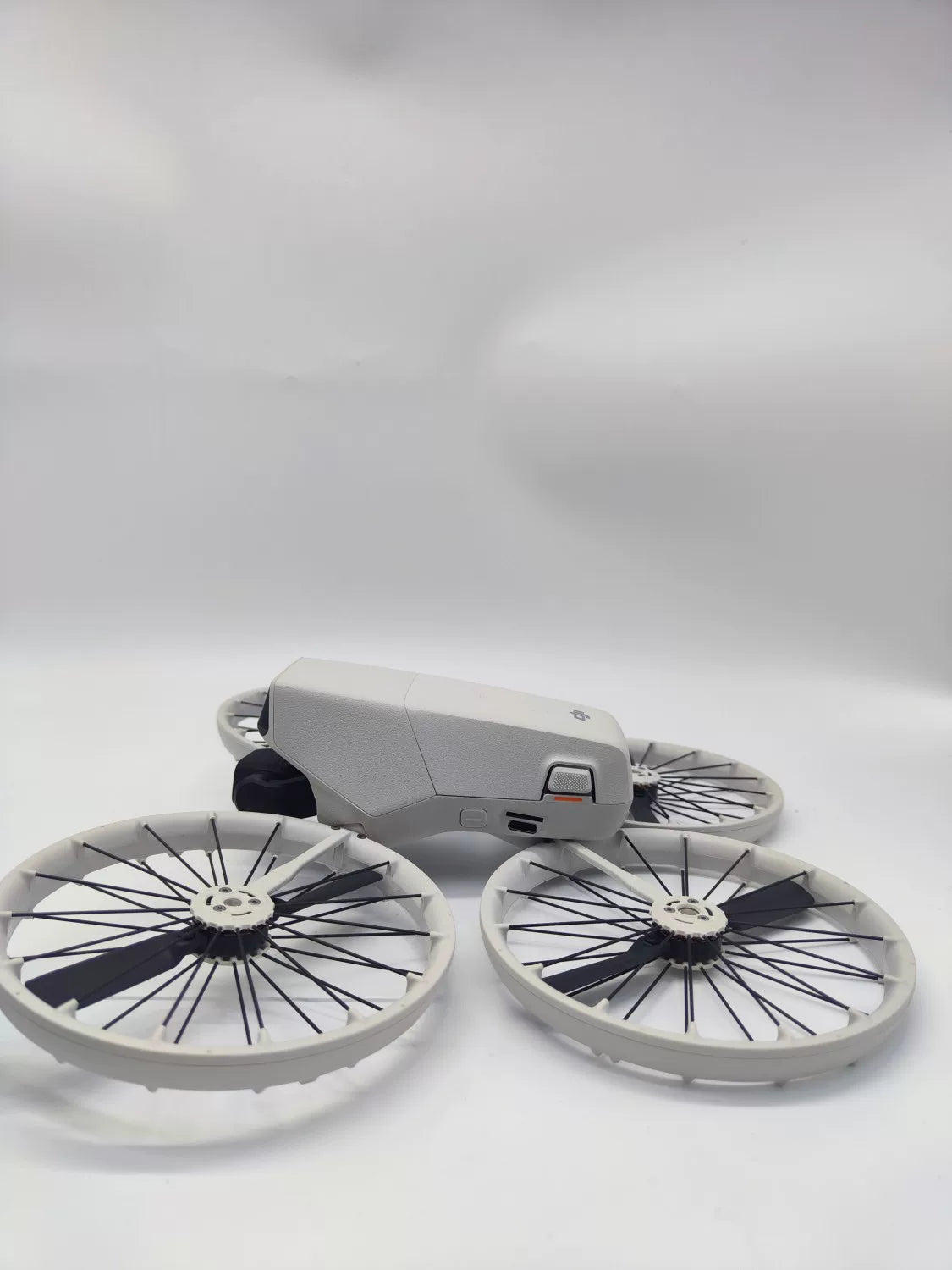 95% New (Like New) DJI flip with Screen Standard Combo